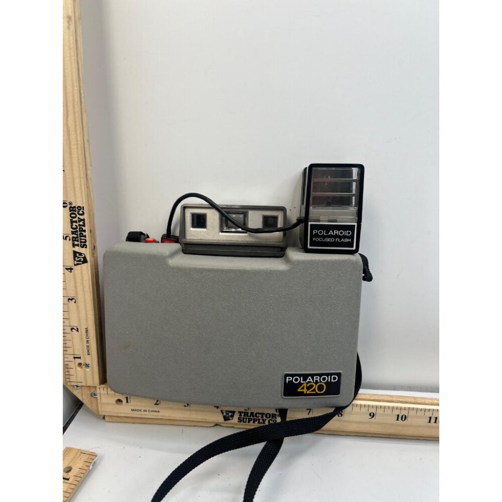 1970s Polaroid 420 Automatic Land Camera with Polaroid Focused Flash, Tested